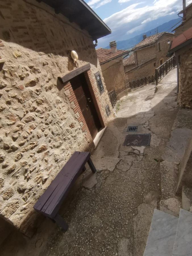 فيلا Il Torrione Poggio Bustone المظهر الخارجي الصورة