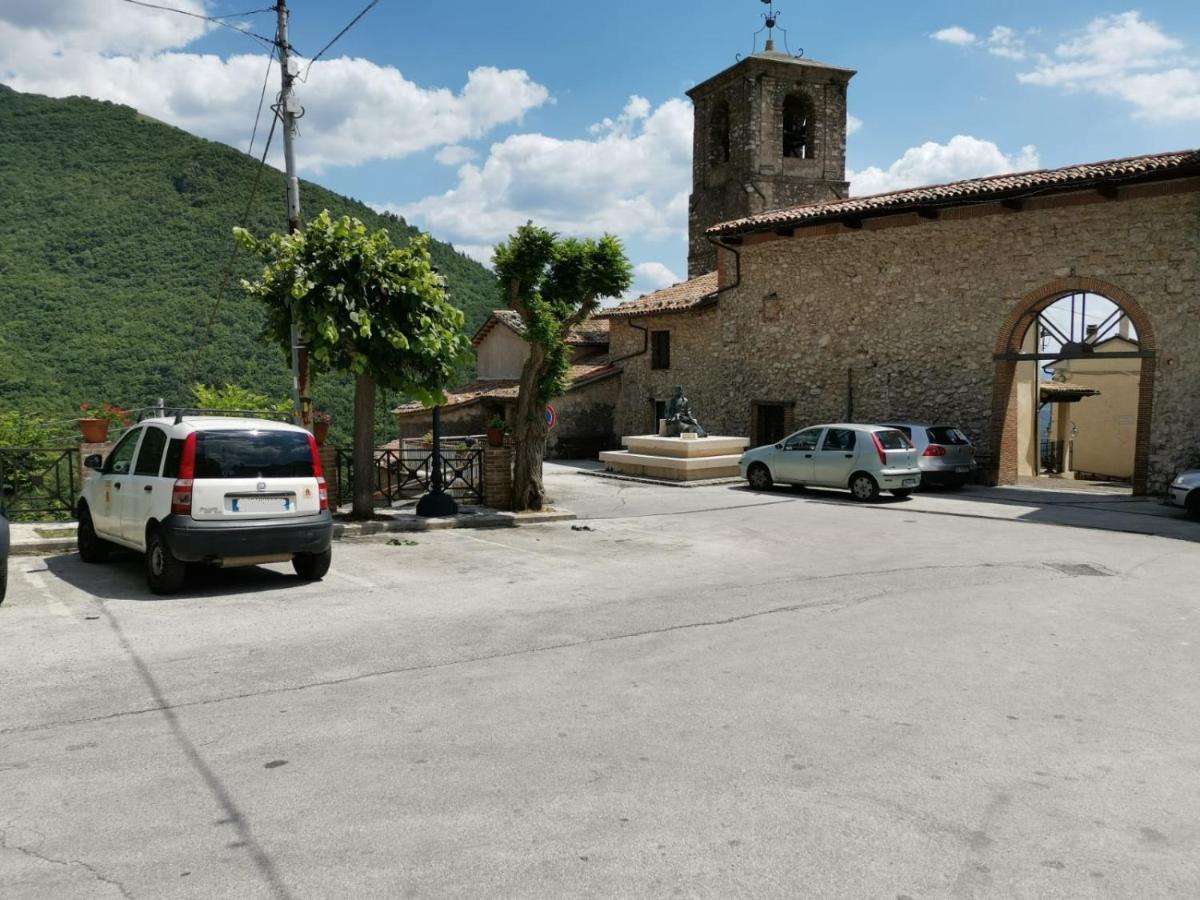 فيلا Il Torrione Poggio Bustone المظهر الخارجي الصورة